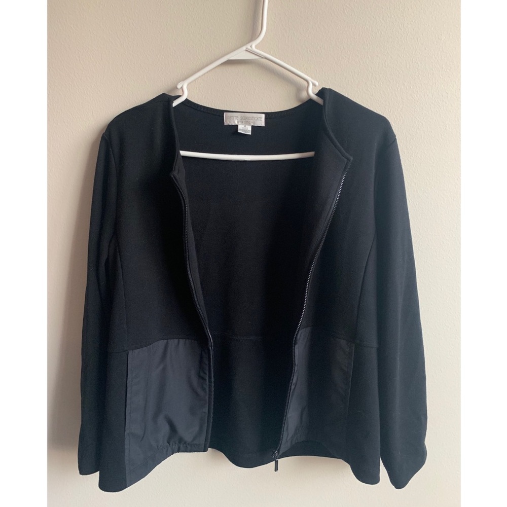 • Shirt & Jacket Set • - Picture 4 of 8